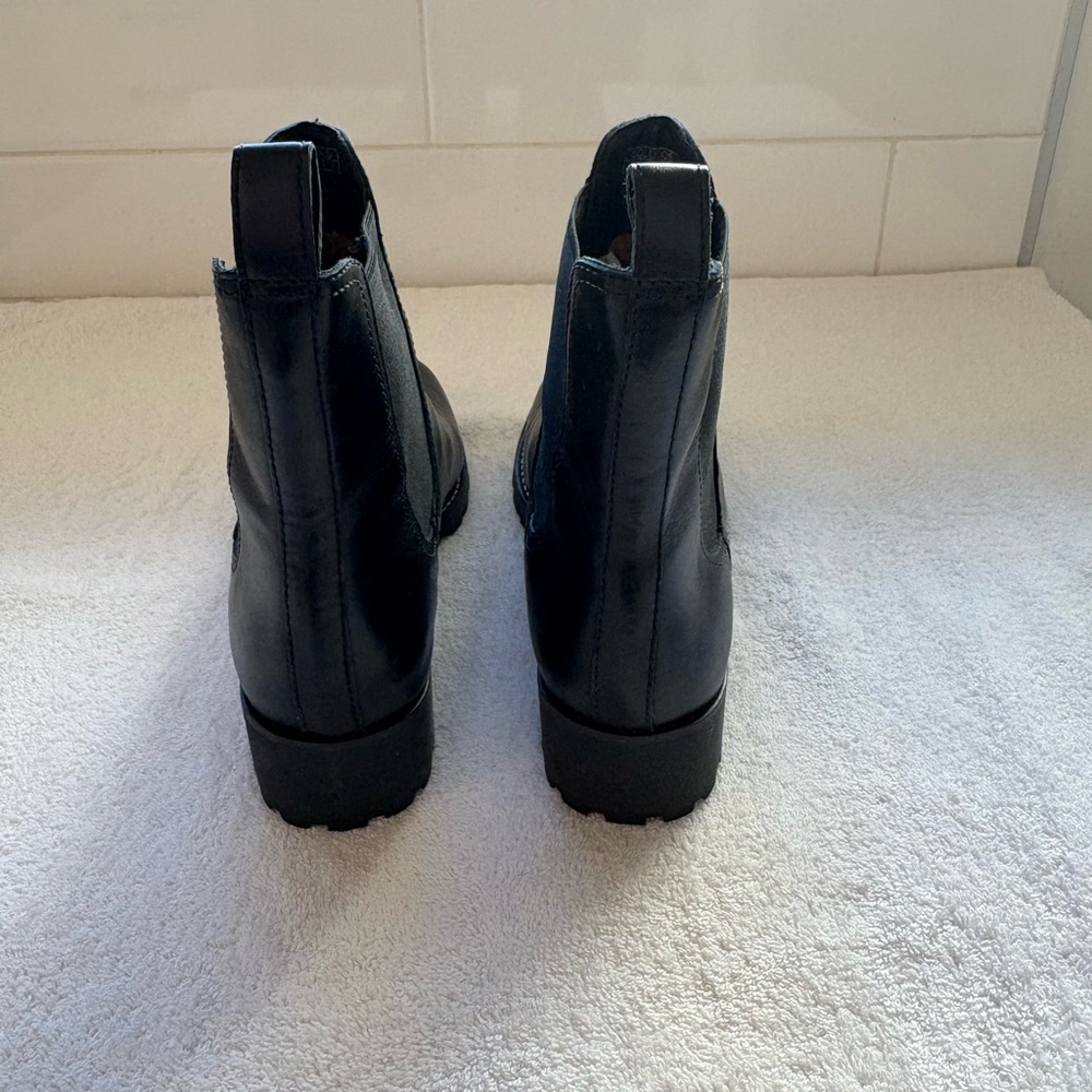 Soludos Black Greenpoint Chelsea Boot Size 10 with Box - Picture 4 of 13